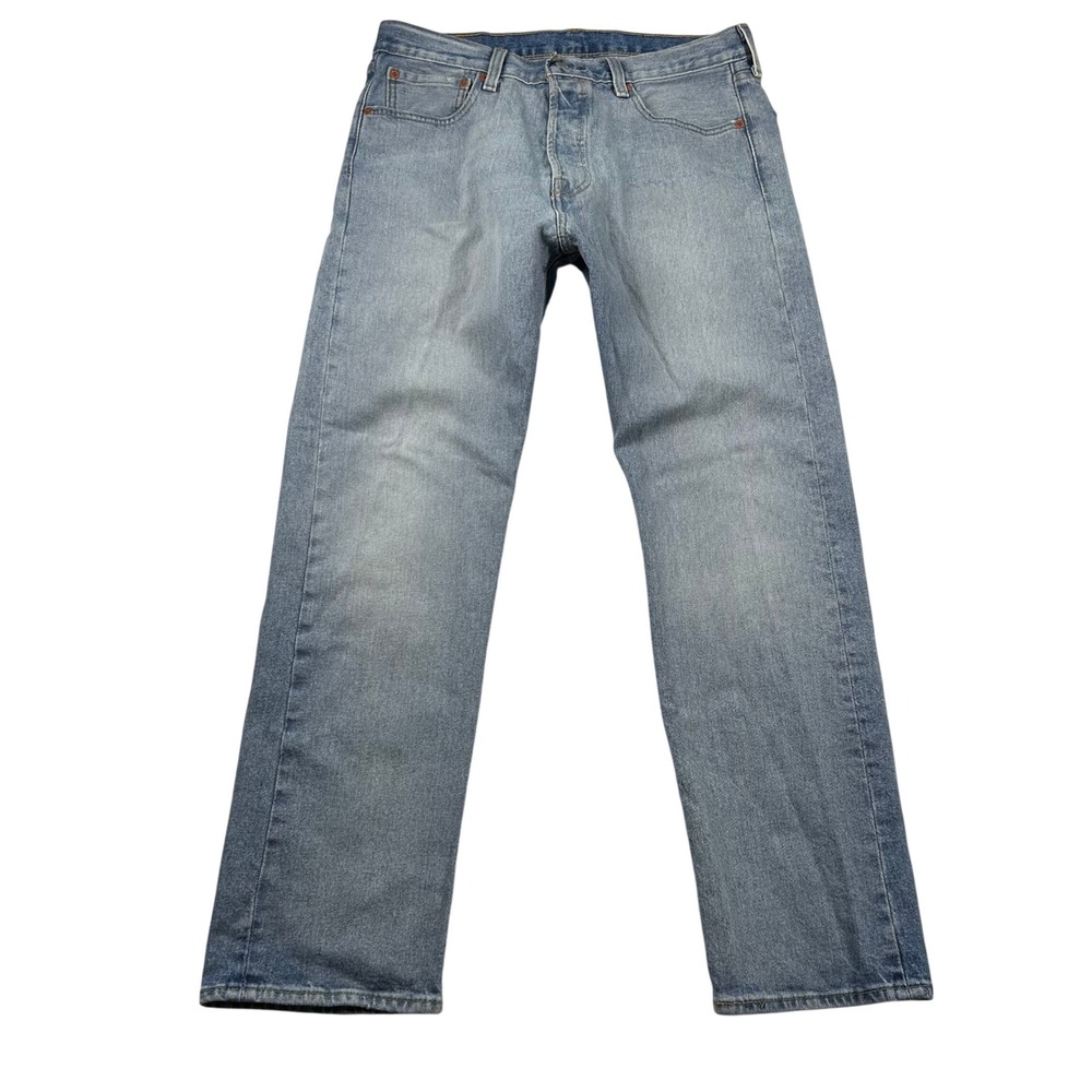Levis 501 Jeans Mens 33x30 Original Fit Light Wash Blue Denim Button Fly Classic